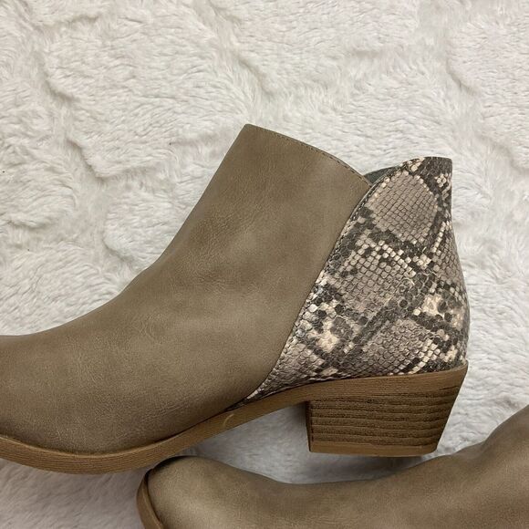 Angel Steps Snakeskin Booties Women's 11 Brown - Picture 3 of 10